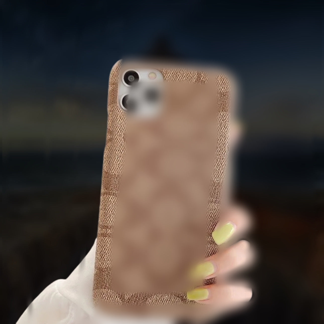 LUXURIOUS COVER